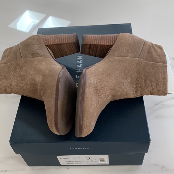 Cole Haan Davenport Bootie Size 9 - Picture 5 of 11